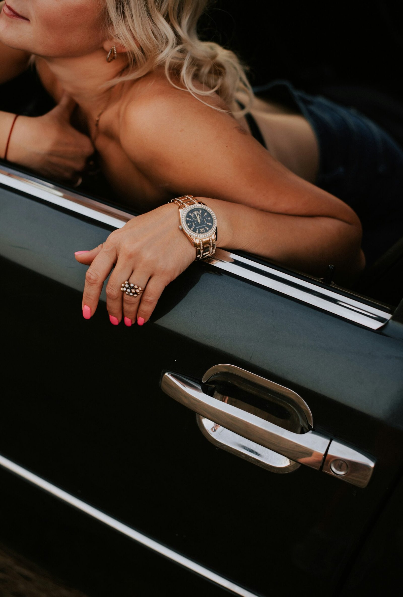 kateryna-hliznitsova-4YlN1zLvBqc-unsplash